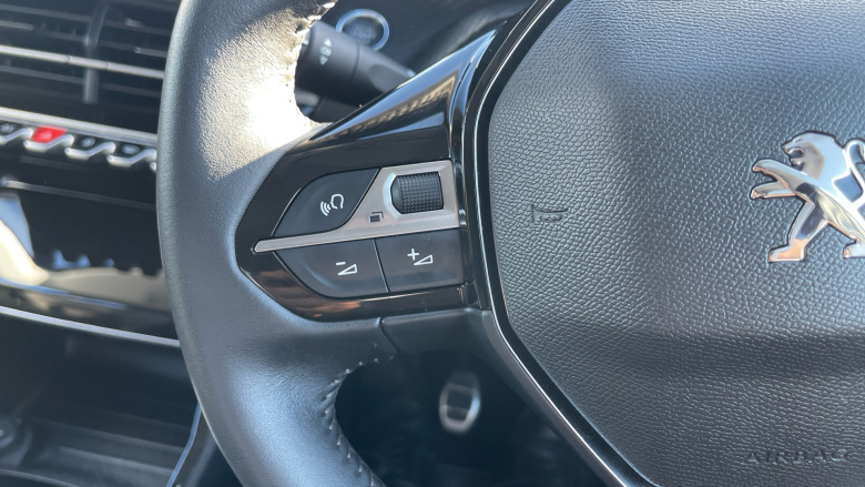 Peugeot 208 1.2 PureTech 100 Allure Premium + 5dr Petrol Hatchback